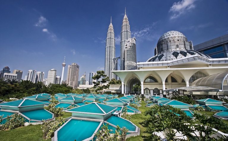 Petronas Twin Towers at Kuala Lumpur malaysia