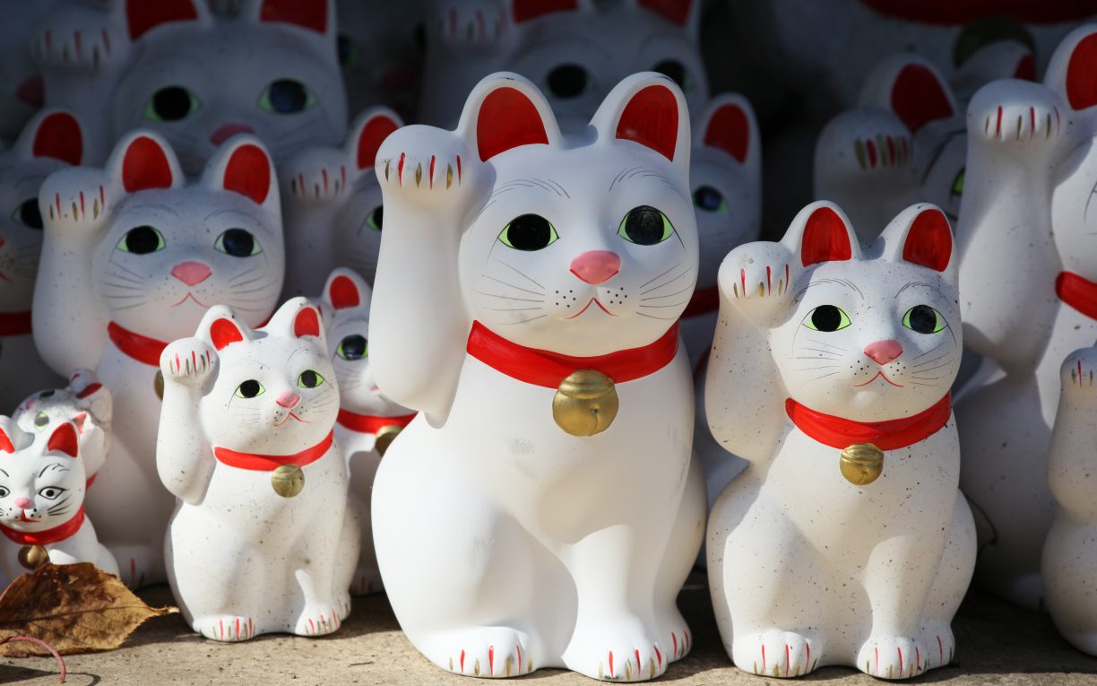 Waving Lucky Cats Doll Japan