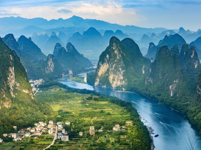 25,600+ Guilin Stock Photos, Pictures & Royalty-Free Images - iStock |  Guilin china, Guilin mountains