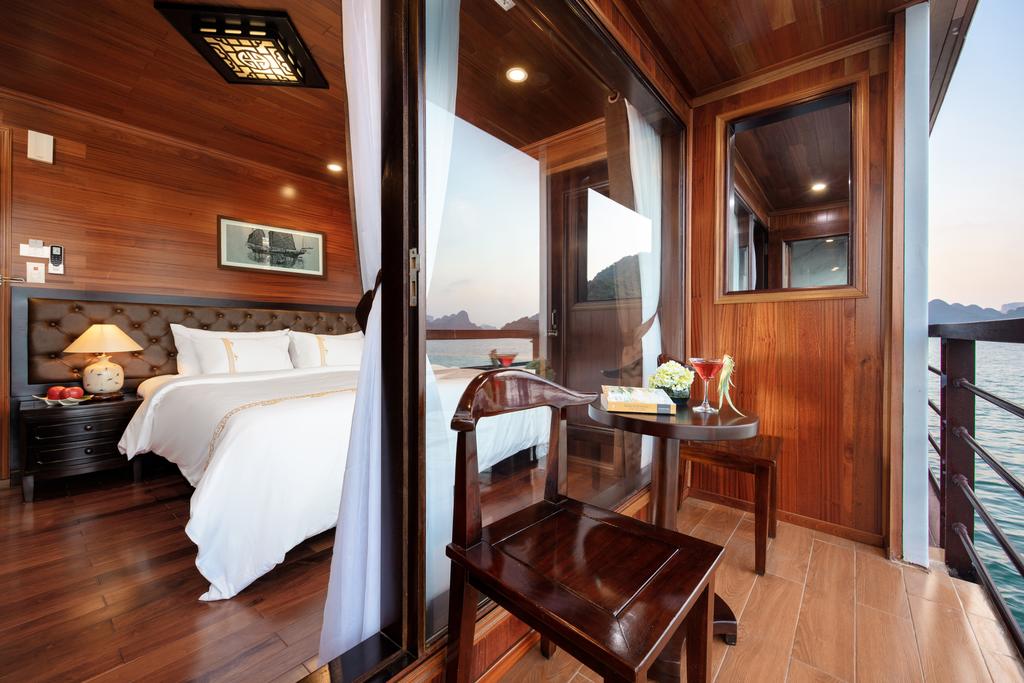 double balcony V’Spirit Cruise halong bay vietnam